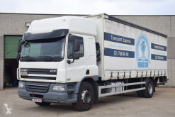 DAF függönyponyvaroló teherautó CF65