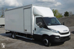 Camión furgón caja polyfond Iveco Daily 70C18