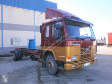 Volvo alváz teherautó F7