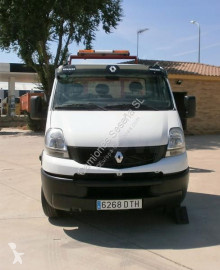 Camión de asistencia en ctra Renault