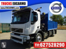 Volvo plató teherautó