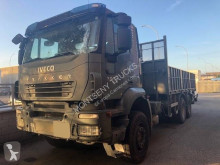 Camion plateau Iveco Trakker AD 260 T 36 W