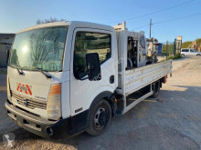 Camion Nissan Cabstar 45.13 pompe à béton occasion