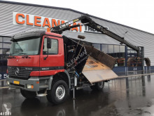 Camion tri-benne Mercedes Actros 1831