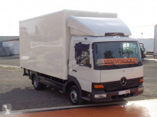 Mercedes furgon teherautó Atego 815