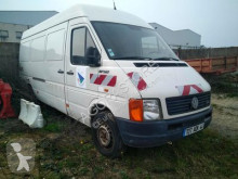 Camion fourgon Volkswagen LT32