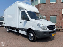 Bedrijfswagen grote bak Mercedes 515CDI BAKWAGEN MET LAADKLEP EN TREKHAAK AIRCO