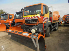 Camion saleuse-déneigeuse MAN TGS 33.360