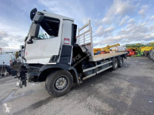 Camion Renault cassone standard incidentato