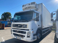 Camião Volvo FM 340 frigorífico multi temperatura usado