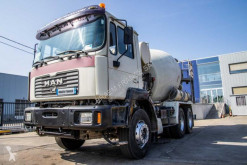 MAN betonkeverő beton teherautó 26.364