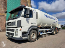 Camion citerne Volvo FM 380