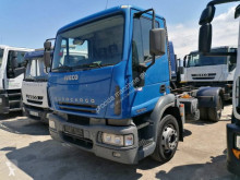 Camión Iveco Eurocargo 150 E 24 chasis usado