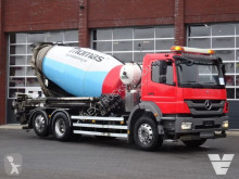 Camion béton toupie / Malaxeur Mercedes Axor 2533