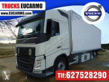 Camion frigo Volvo