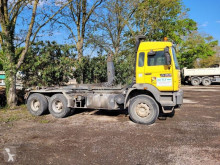 Renault hook lift truck Gamme G 300 Maxter