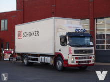 Camion Volvo FM 300 furgone usato