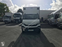 Iveco polcozható furgon teherautó Daily 70C17