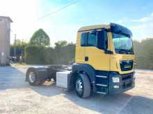Camion MAN TGS 46 BALESTRATO ANTERIORE E PNEUMATICO POSTE scarrabile usato