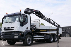 Camion plateau Iveco Trakker AD 260 T 41
