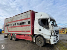 Camião transporte de gados Iveco Stralis 560