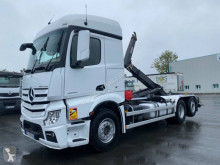 Camión Gancho portacontenedor Mercedes Actros 2543