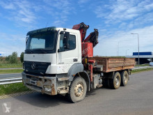 Camion plateau Mercedes Axor 3340