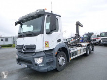 Camión Gancho portacontenedor Mercedes Antos 2540
