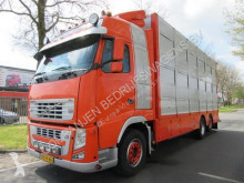 Грузовик скотовоз для перевозки крупного рогатого скота Volvo FH 400