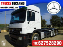 Kamión hákový nosič kontajnerov Mercedes