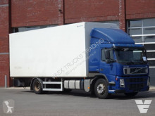Camión furgón Volvo FM 300