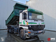 Camión volquete Mercedes Actros 3331