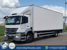 Camión Mercedes Axor 1824 furgón usado