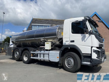 Camion cisterna Volvo FMX 460