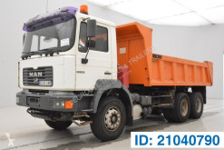 Camion benne MAN 33.364