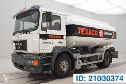 Camion citerne produits chimiques MAN 19.293