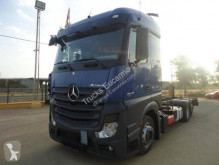 Camion portacontainers Mercedes
