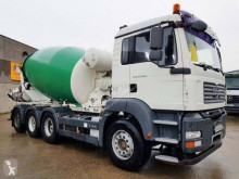 Camion béton DAF