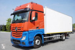 Lastbil Mercedes Actros 1842 kylskåp begagnad