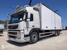 Camion Volvo FM 410 furgone con parete pieghevole usato
