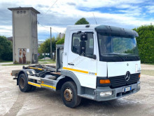 Camion Mercedes Atego MERCEDES 15.30 SCARRABILE BALESTRATO ANTERIO polybenne occasion