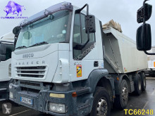Camion benne Iveco Trakker