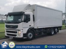 Volvo mono temperature refrigerated truck FM13