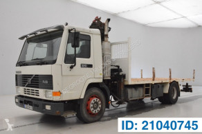 Caminhões Volvo FL10 .320 estrado / caixa aberta usado