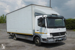 Camión Mercedes Atego 818 furgón usado