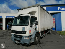 Camion DAF LF Teloni scorrevoli (centinato) usato