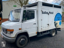 Camion rimorchio per bestiame Mercedes 612 Vollalu Einstock