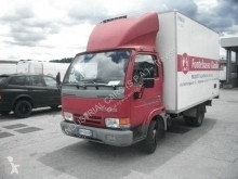 Camion isotermico Nissan