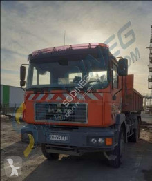 Camion scarrabile MAN DF