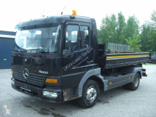 Camion tri-benne Mercedes 815K